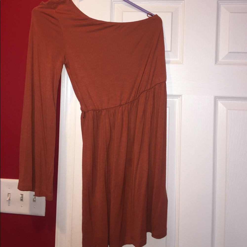 Woman Midi Size Small One sleeve dress
